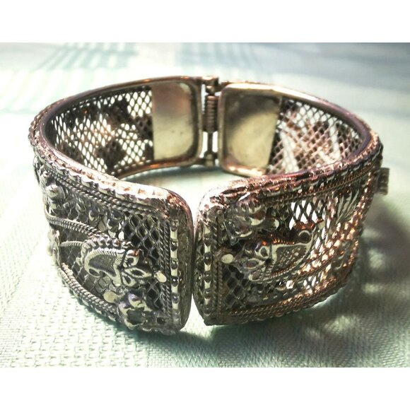 Asian Dragon Cuff Bracelet Vintage Intricate - Silver Tone Mesh Statement Piece - Picture 5 of 9